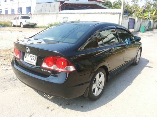 รถเก๋ง HONDA CIVIC ปี 07 เกียร์ออโต้ เบาะหนัง AIRBAG เครื่อง 1800 ราคา 350,000 บ. จัดไฟแนนซ์ได้ 340,000 บ. ดาวน์ 20,000 บ.