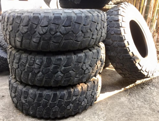 ขาย Bf km2 265/75/16 ดอกยังเหลือ พร้อมใช้