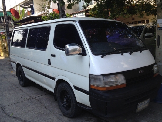 TOYOTA  HIACE เครื่อง 2.0