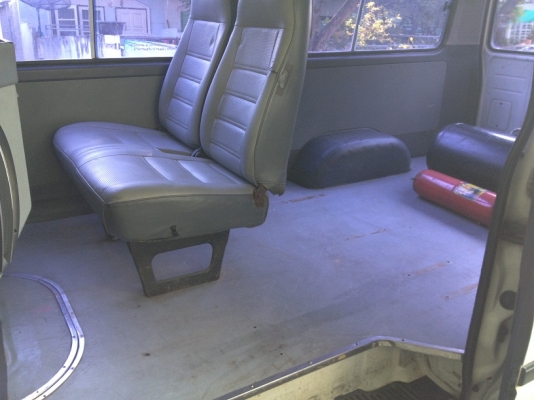 TOYOTA  HIACE เครื่อง 2.0