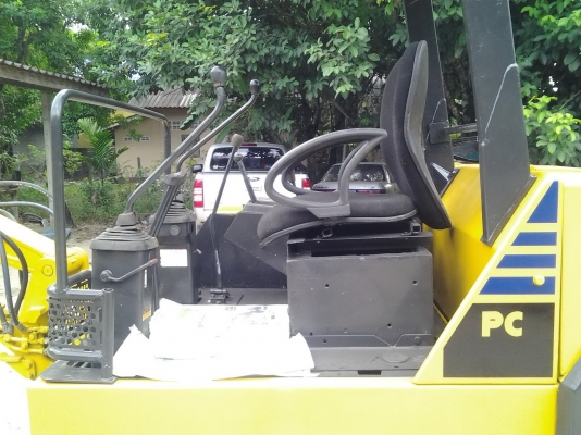 ขายด่วน KOMATSU PC30-6 กับ เทรลเลอร์ ISUZU 6 ล้อ ยกคู่ พร้อมทะเบียน (โปรโมชั่น ราคานี้ทำสีให้ทั้ง 2 คัน) ขายด่วน KOMATSU PC30-6 กับ เทรลเลอร์ ISUZU 6 ล้อ ยกคู่ พร้อมทะเบียน (โปรโมชั่น ราคานี้ทำสีให้ทั้ง 2 คัน)