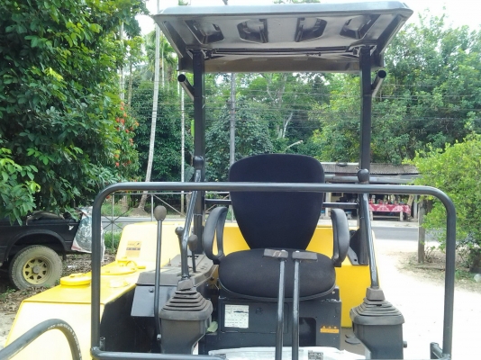 ขายด่วน KOMATSU PC30-6 กับ เทรลเลอร์ ISUZU 6 ล้อ ยกคู่ พร้อมทะเบียน (โปรโมชั่น ราคานี้ทำสีให้ทั้ง 2 คัน) ขายด่วน KOMATSU PC30-6 กับ เทรลเลอร์ ISUZU 6 ล้อ ยกคู่ พร้อมทะเบียน (โปรโมชั่น ราคานี้ทำสีให้ทั้ง 2 คัน)