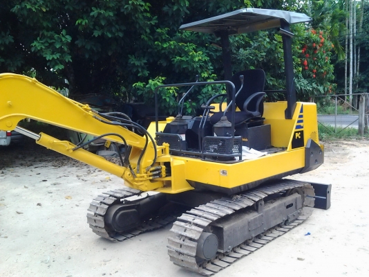 ขายด่วน KOMATSU PC30-6 กับ เทรลเลอร์ ISUZU 6 ล้อ ยกคู่ พร้อมทะเบียน (โปรโมชั่น ราคานี้ทำสีให้ทั้ง 2 คัน) ขายด่วน KOMATSU PC30-6 กับ เทรลเลอร์ ISUZU 6 ล้อ ยกคู่ พร้อมทะเบียน (โปรโมชั่น ราคานี้ทำสีให้ทั้ง 2 คัน)