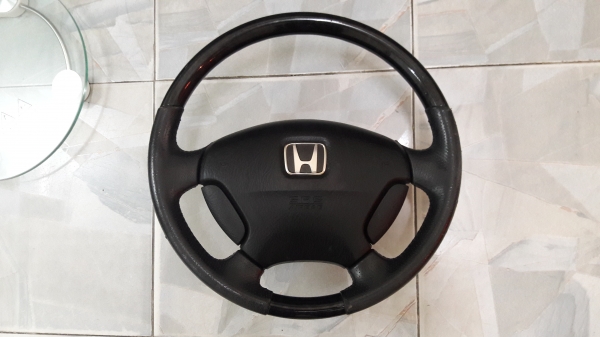 ขายพวงมาลัย HONDA ไม้สลับหนัง