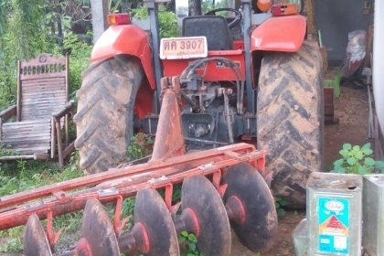 ขายรถไถคูโบต้า 6040 สภาพดีรถจอดไม่มีคนใช้งาน