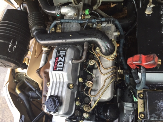 2 ตู้คอนเทนเนอร์  เข้ามาล่าสุดครับ ( รับประกันคุณภาพ 3-6 เดือน ) รถโฟลคลิฟท์ นำเข้าจากญี่ปุ่น แท้ 100\% ( SPECS JAPAN )