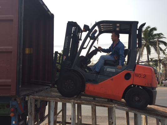 2 ตู้คอนเทนเนอร์  เข้ามาล่าสุดครับ ( รับประกันคุณภาพ 3-6 เดือน ) รถโฟลคลิฟท์ นำเข้าจากญี่ปุ่น แท้ 100\% ( SPECS JAPAN )