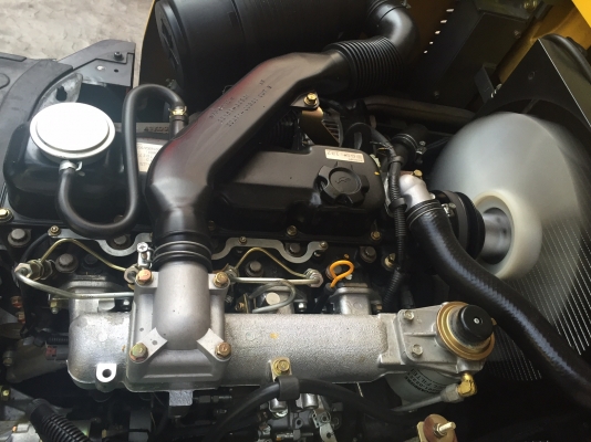 2 ตู้คอนเทนเนอร์  เข้ามาล่าสุดครับ ( รับประกันคุณภาพ 3-6 เดือน ) รถโฟลคลิฟท์ นำเข้าจากญี่ปุ่น แท้ 100\% ( SPECS JAPAN )