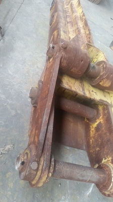 ขาย บูม อาร์มสำหรับ รถขุด PC  200- 300-400 มือสองญี่ปุ่น เหล็กหนาแท้ ทนทาน