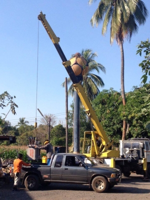 ขายแท่นเครน อิชิ  5 ตัน 3 ปลอก