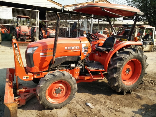 รถสวยๆมาอีกแล้วครับ KUBOTA L4708 พร้อมใช้งานได้เลย สภาพดีมากครับขอบอก
