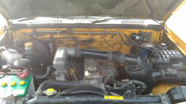 นิสสัน ฟรอนเทียร์ แวน