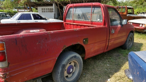 Isuzu มังกร หัวเดียว ทะเบียนเต็ม พร้อมโอน ขาย 78,000 บาท