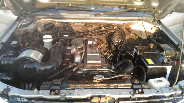 มิตซูบิชิ สตาด้า 4ประตู มิตซูบิชิ สตาด้า 4ประตู