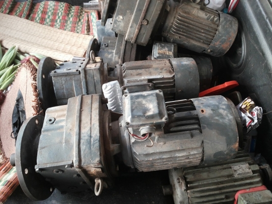 ขาย มอเตอร์เกียร์ ขนาด 3 แรงมีหลายตัว