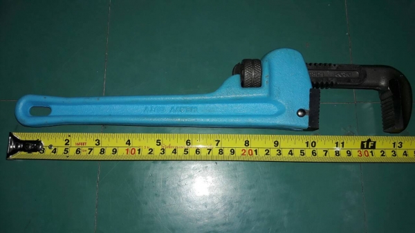 ขายคอม้าขาเดียวทาปาเรียขนาด12" งานเก่าเก็บหลายปีเหล็กดี