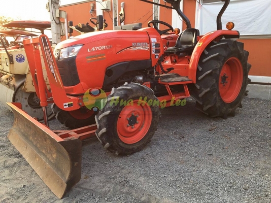 L4708SP มือสอง ตัวรถพร้อมใบดัน ใช้งาน 881 ชั่วโมง ปี 2557 ดาวน์ 5,000 บาท