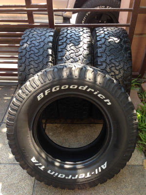 ยาง All BF goodrich 265 70 16 ดอกเยอะ พร้อมใช้งาน ราคาไม่แพง