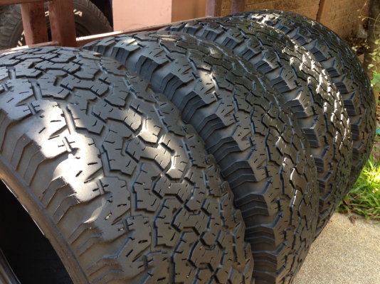 ยาง All BF goodrich 265 70 16 ดอกเยอะ พร้อมใช้งาน ราคาไม่แพง