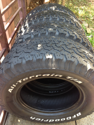 ยาง All BF goodrich 265 70 16 ดอกเยอะ พร้อมใช้งาน ราคาไม่แพง