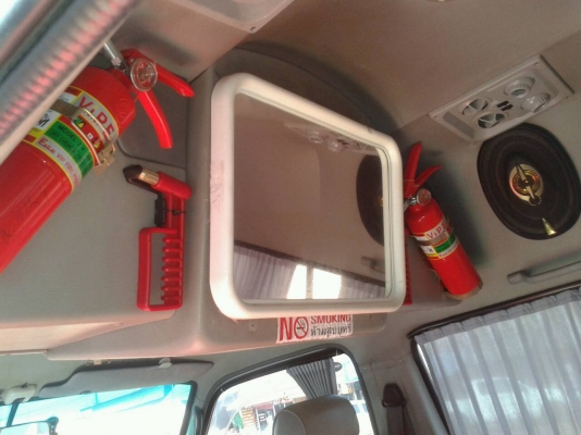 ขายรถตู้ commuter ปี46 วางเครื่อง 2jz ลงเล่มแล้ว ใช้ได้ 2 ระบบ แก๊ส,เบนซิน เกียร์ออโต้ รถสวยไม่มีที่ผุ ทะเบียนเต็มพร้อมโอน