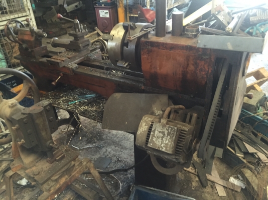 ขายเครื่องกลึงอังกฤษ4ฟุต2เพลาใช้ไฟบ้านใช้งานอยู่กลึงเกลียวได้ ขายเครื่องกลึงอังกฤษ4ฟุต2เพลาใช้ไฟบ้านใช้งานอยู่กลึงเกลียวได้