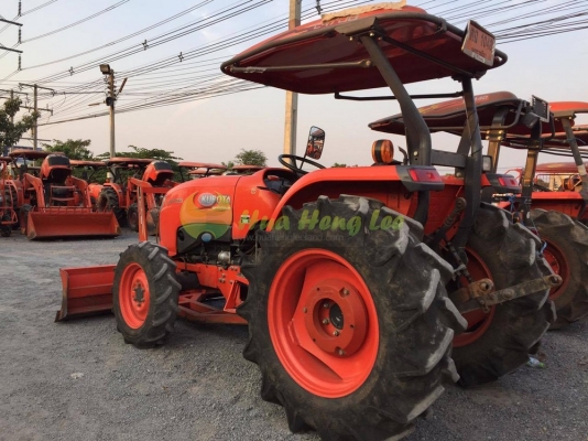 L4708 ตัวรถพร้อมใบดัน มือสอง ใช้งาน 773 ชั่วโมง ปี 2556 ดาวน์ 5,000 บาทเท่านั้น