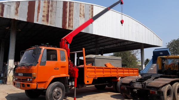 ISUZU กระบะยาว 6.40 ม. กว้าง 2.40 ม. ยางใหม่ 6 เส้น สภาพพร้อมใช้ ทะเบียนพร้อมโอน ISUZU กระบะยาว 6.40 ม. กว้าง 2.40 ม. ยางใหม่ 6 เส้น สภาพพร้อมใช้ ทะเบียนพร้อมโอน