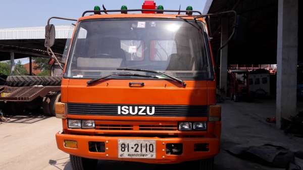 ISUZU กระบะยาว 6.40 ม. กว้าง 2.40 ม. ยางใหม่ 6 เส้น สภาพพร้อมใช้ ทะเบียนพร้อมโอน ISUZU กระบะยาว 6.40 ม. กว้าง 2.40 ม. ยางใหม่ 6 เส้น สภาพพร้อมใช้ ทะเบียนพร้อมโอน
