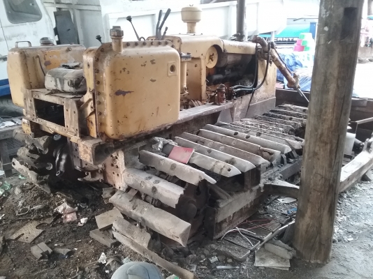 ขาย 65,000 รถแทรคเตอร์ KOMATSU D20-3 ตีนเป็ดฮาปยาวราคาถูก 090-772-3710 090-772-3708 ขาย 65,000 รถแทรคเตอร์ KOMATSU D20-3 ตีนเป็ดฮาปยาวราคาถูก 090-772-3710 090-772-3708