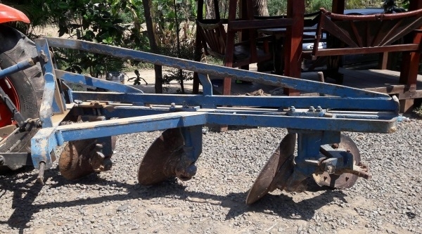 รถไถ2เพลา KUBOTA M7040 70แรง 4WD ปี51 เครื่อง/เกียร์/ปั้ม เดิม แน่น แรงดี ไฮฯหน้า-หลังปกติ บอดี้เดิม ยางพอใช้ พร้อมดัน+ผาน3 สภาพใช้งานได้ ตามสภาพ เล่มทะเบียนครบ **ขาย KUBOTA M7040 4WD 70HP รถไถ2เพลา พร้อมอุปกรณ์2ชิ้น ตามสภาพ มีเล่มทะ รถไถ2เพลา KUBOTA M7040 70แรง 4WD ปี51 เครื่อง/เกียร์/ปั้ม เดิม แน่น แรงดี ไฮฯหน้า-หลังปกติ บอดี้เดิม ยางพอใช้ พร้อมดัน+ผาน3 สภาพใช้งานได้ ตามสภาพ เล่มทะเบียนครบ **ขาย KUBOTA M7040 4WD 70HP รถไถ2เพลา พร้อมอุปกรณ์2ชิ้น ตามสภาพ มีเล่มทะ