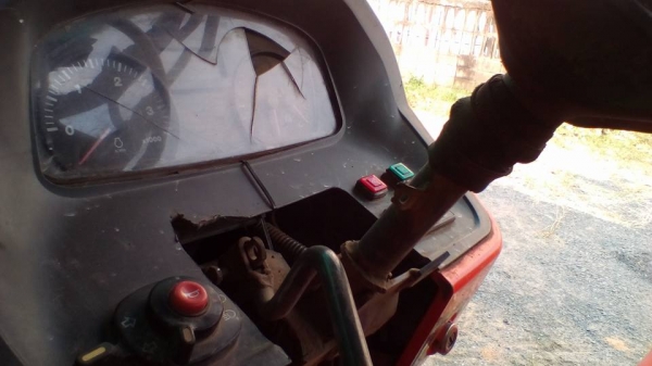 รถไถ2เพลา KUBOTA M7040 70แรง 4WD ปี51 เครื่อง/เกียร์/ปั้ม เดิม แน่น แรงดี ไฮฯหน้า-หลังปกติ บอดี้เดิม ยางพอใช้ พร้อมดัน+ผาน3 สภาพใช้งานได้ ตามสภาพ เล่มทะเบียนครบ **ขาย KUBOTA M7040 4WD 70HP รถไถ2เพลา พร้อมอุปกรณ์2ชิ้น ตามสภาพ มีเล่มทะ รถไถ2เพลา KUBOTA M7040 70แรง 4WD ปี51 เครื่อง/เกียร์/ปั้ม เดิม แน่น แรงดี ไฮฯหน้า-หลังปกติ บอดี้เดิม ยางพอใช้ พร้อมดัน+ผาน3 สภาพใช้งานได้ ตามสภาพ เล่มทะเบียนครบ **ขาย KUBOTA M7040 4WD 70HP รถไถ2เพลา พร้อมอุปกรณ์2ชิ้น ตามสภาพ มีเล่มทะ