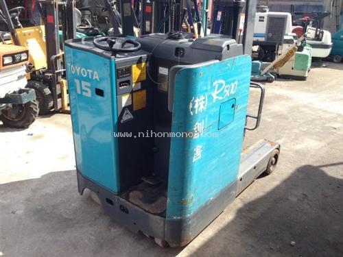 ขาย รถยกไฟฟ้ายืนขับ  TOYOTA   6FBR15 รหัสสินค้า : 80802966   Line ID: nihonmono  www.nihonmono.com