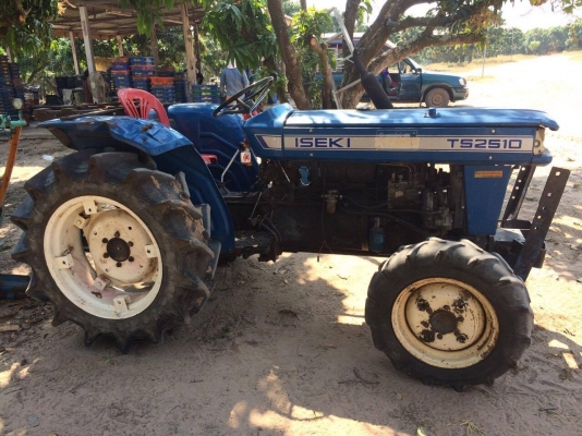 รถไถ ISEKI TS 2510 สองเพลา (4WD) รถสวน รถอย่างเดียว ไช้งานได้ มีลิ้ง Youtube ครับ