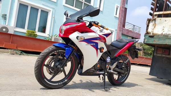 CBR150 2011 วิ่งน้อย ของแต่ง Biker แท้ท่วมคัน สวยไม่แพง ต่อรองได้