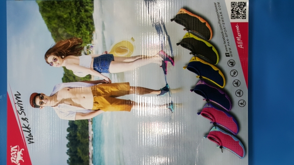 สนใจรองเท้าเดินชายหาด ขี่เจ็ทสกี ใส่ว่ายน้ำ ใส่เดินเล่นทั้วไป ติดต่อผมได้นะครับ 081-8802908