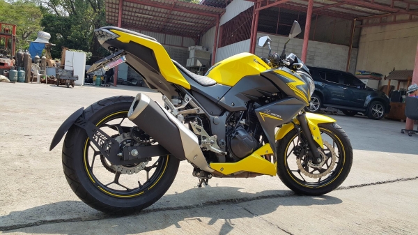 Z300 2015 วิ่งแค่ 3,000 กิโล มี ABS Slipper Clutch แต่งสวย ไม่แพง ต่อรองได้ครับ