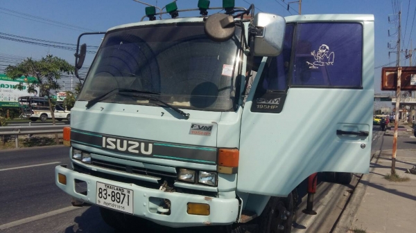 หกล้อ อีซูซุ ร็อค FTR195นางฟ้า เครน 3.5ตัน 4ปอก 3ชัก กะบะเหล็อกยาว7.20ม พร้อมใช้งาน ทะเบียนภาษีเต็ม พร้อมโอน