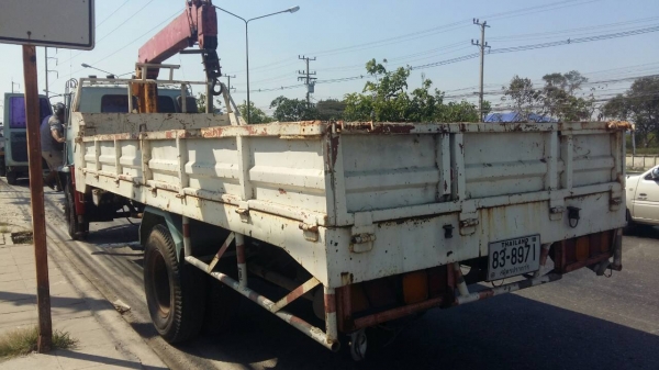 หกล้อ อีซูซุ ร็อค FTR195นางฟ้า เครน 3.5ตัน 4ปอก 3ชัก กะบะเหล็อกยาว7.20ม พร้อมใช้งาน ทะเบียนภาษีเต็ม พร้อมโอน หกล้อ อีซูซุ ร็อค FTR195นางฟ้า เครน 3.5ตัน 4ปอก 3ชัก กะบะเหล็อกยาว7.20ม พร้อมใช้งาน ทะเบียนภาษีเต็ม พร้อมโอน