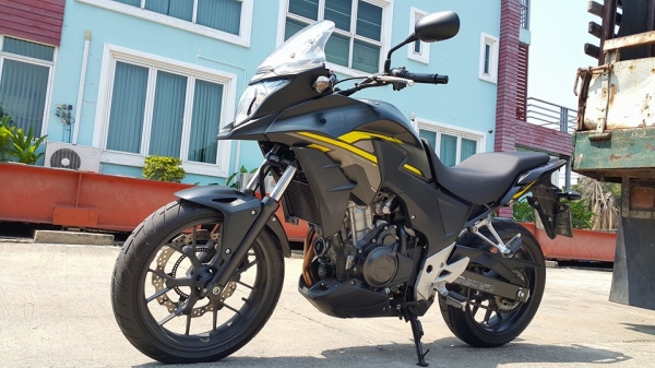 Cb500x สีล่าสุดปี 2015 วิ่งน้อยมาก ราคาไม่แพง ต่อรองได้ครับ Cb500x สีล่าสุดปี 2015 วิ่งน้อยมาก ราคาไม่แพง ต่อรองได้ครับ