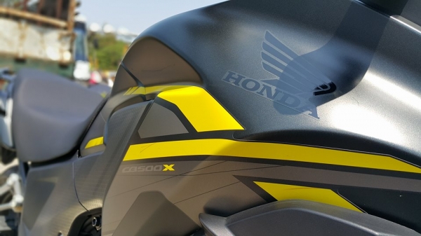 Cb500x สีล่าสุดปี 2015 วิ่งน้อยมาก ราคาไม่แพง ต่อรองได้ครับ Cb500x สีล่าสุดปี 2015 วิ่งน้อยมาก ราคาไม่แพง ต่อรองได้ครับ