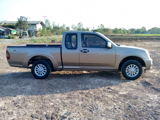 ดีแม็กปี04สวยเดิมพร้อมใช้258000