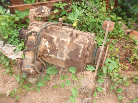 ขายเพลาโบกี้ และสโลว์ สภาพดีพร้อมใช้งาน ขายราคา 60,000 บาท สนใจติดต่อ 087-2267088