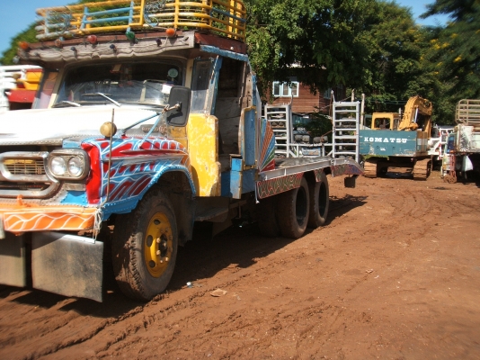 ขายรถบรรทุกสิบล้อ หัวยาว อีซูซุ เพลาเดียว เครื่องยนต์ฮีโน่ EH700 168 แรงม้า สภาพดีพร้อมใช้งาน ขายรถบรรทุกสิบล้อ หัวยาว อีซูซุ เพลาเดียว เครื่องยนต์ฮีโน่ EH700 168 แรงม้า สภาพดีพร้อมใช้งาน