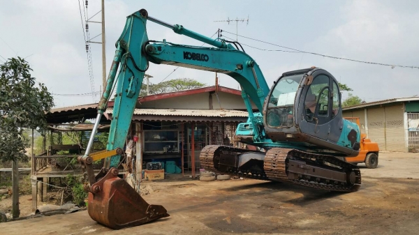 ขายด่วนรถแม็คโครKOBELCO-SK100MARK5มาร์ไฟล์ชั่วโม่งทำงานน้อยรถนอกนำเข้ายังไม่เคยใช้งานในเมืองไทยเลย