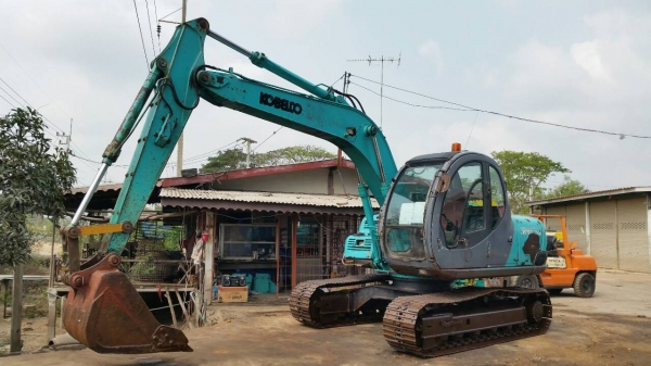 ขายด่วนรถแม็คโครKOBELCO-SK100MARK5มาร์ไฟล์ชั่วโม่งทำงานน้อยรถนอกนำเข้ายังไม่เคยใช้งานในเมืองไทยเลย ขายด่วนรถแม็คโครKOBELCO-SK100MARK5มาร์ไฟล์ชั่วโม่งทำงานน้อยรถนอกนำเข้ายังไม่เคยใช้งานในเมืองไทยเลย