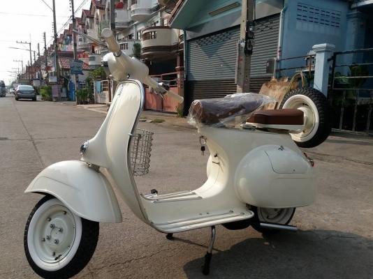 รับสั่งทำ Vespa และบริการหลังการขาย ร้าน Pong_Motor_Classic รับซ้อม ปะผุ ผ่นสี ขายซาก บริการครบวงจร