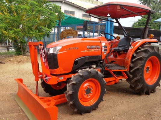 ปัญญาแทรคเตอร์..จัดมาให้ครับ ด่วน!!!คูโบต้า L4708 พร้อมใบมีดคานล่างFD185 สภาพสวย ยางใหม่4เส้น ทำงาน1,370ชม.
