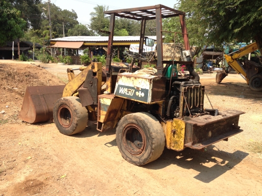 ขายรถตักล้อยาง KOMATSU WA 30-1