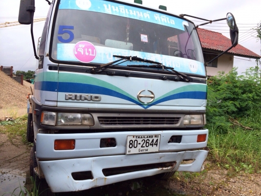 ขายด่วน รถโม่ปูนสิบล้อ  hino fm 2k   สภาพดี เอกสารพร้อม